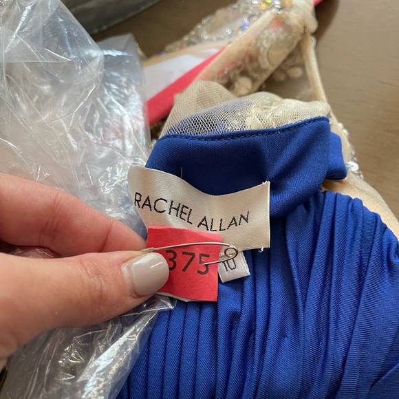 Special occasions dress - Picture 3 of 5